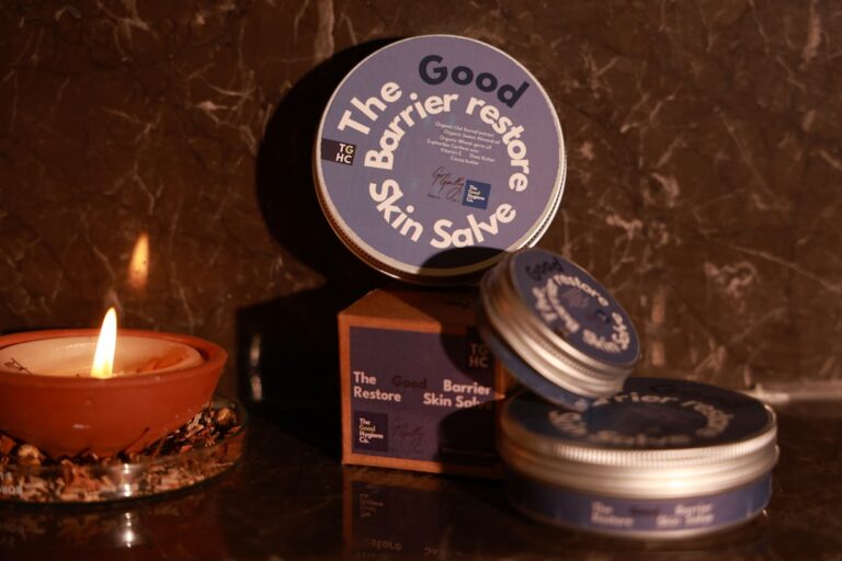 Unlock Your Skin’s Potential with Crucialessence’s Natural Supplies